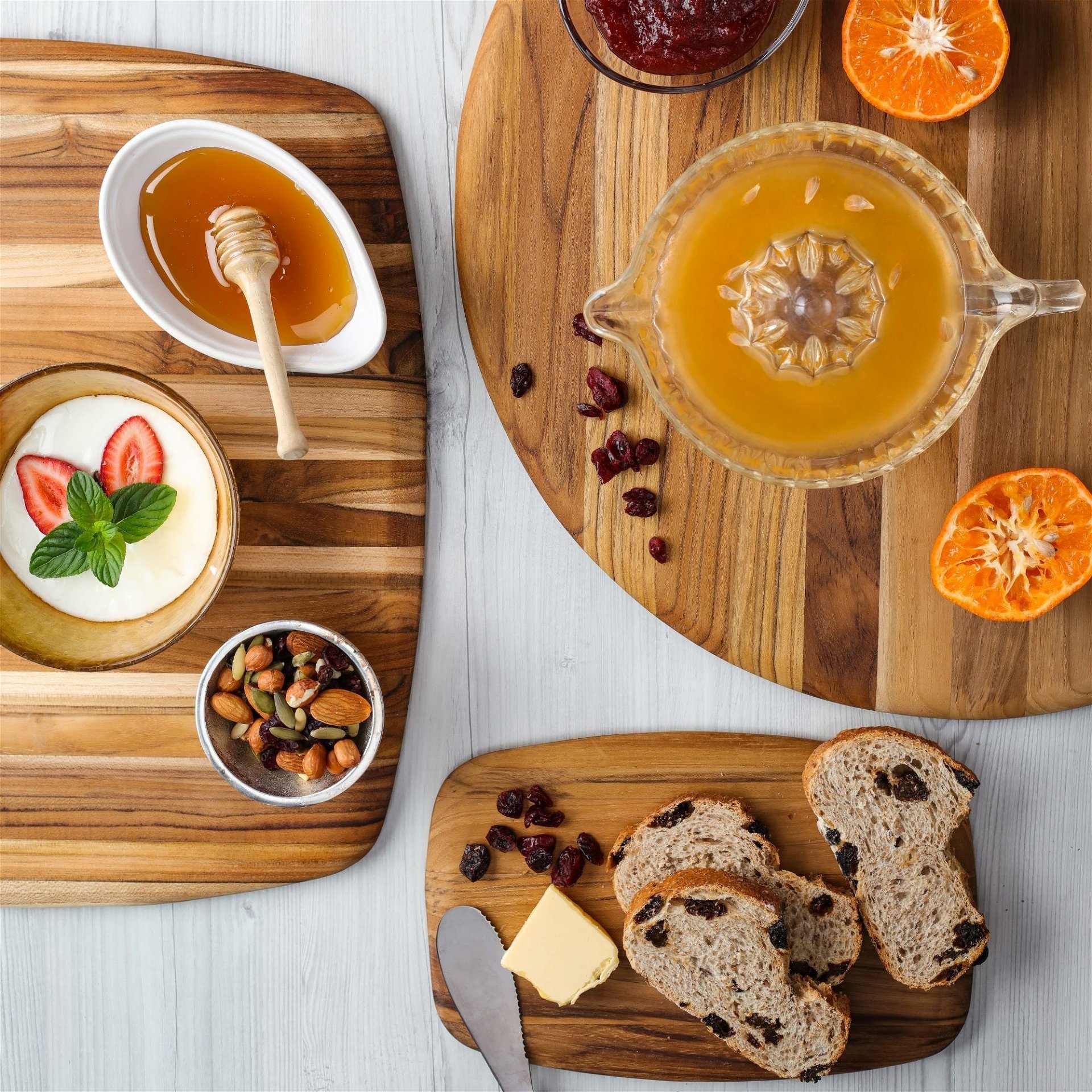 TeakHaus Elegant Round Edge Grain Cutting/Serving Board | 13" x 0.55" TeakHaus Elegant Round Edge Grain Cutting/Serving Board | 13" X 0.55" -All-Clad Shop 02.5 elegant 201 206 209 4