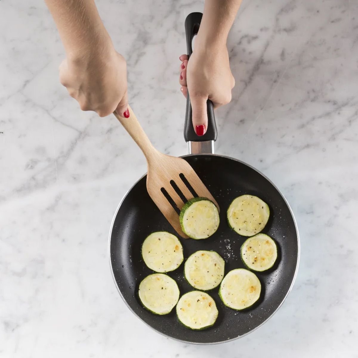 Mason Cash Innovative Kitchen Tool Set Mason Cash Innovative Kitchen Tool Set -All-Clad Shop ekb mcikts lifestyle 8