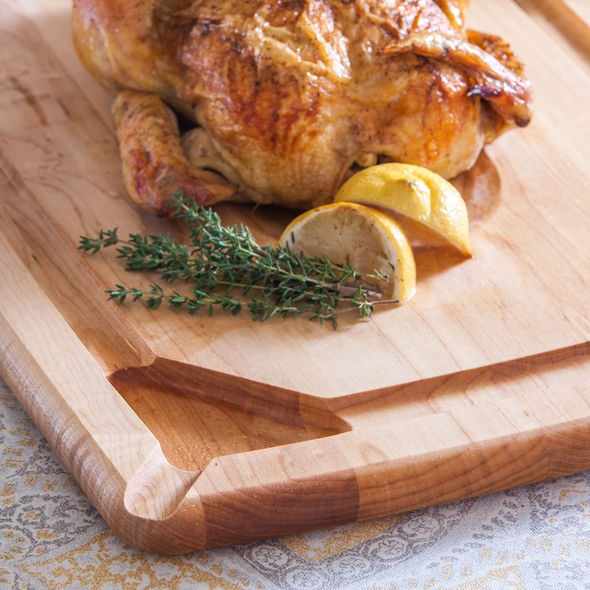 JK Adams Pour Spout Maple Carving Board | 20" x 14" x 1" JK Adams Pour Spout Maple Carving Board | 20" X 14" X 1" -All-Clad Shop jk aen lifestyle pop