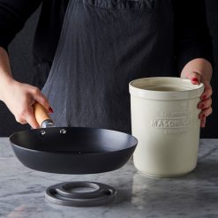 Mason Cash Innovative Kitchen Utensil Pot With Trivet 4 Mason Cash Innovative Kitchen Utensil Pot With Trivet -All-Clad Shop pot1 1