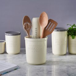 Mason Cash Innovative Kitchen Utensil Pot With Trivet 6 Mason Cash Innovative Kitchen Utensil Pot With Trivet -All-Clad Shop pot6 1