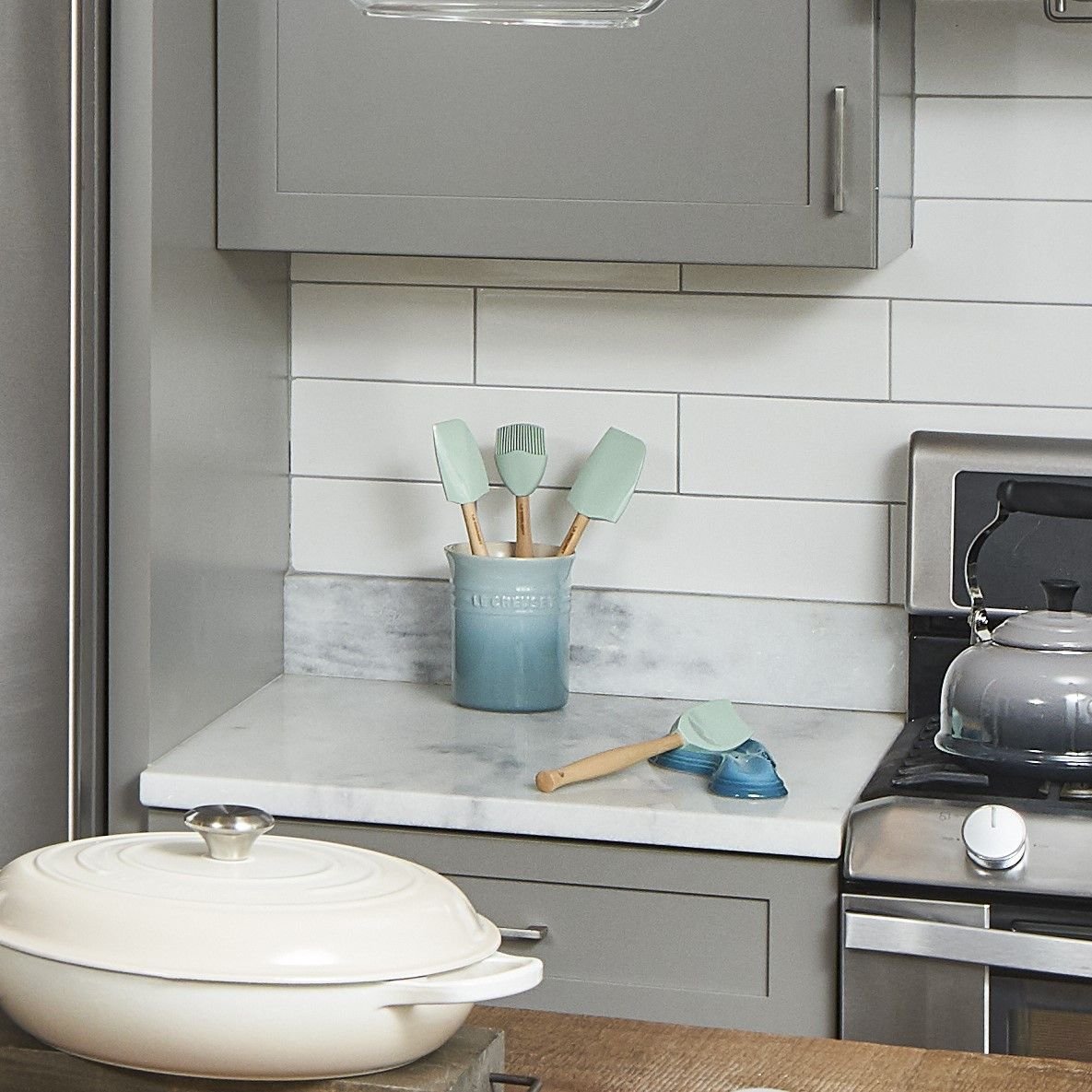 Le Creuset 5-Piece Craft Series Utensil Set with Crock | Sea Salt Le Creuset 5-Piece Craft Series Utensil Set With Crock | Sea Salt -All-Clad Shop rs10837 petiteset