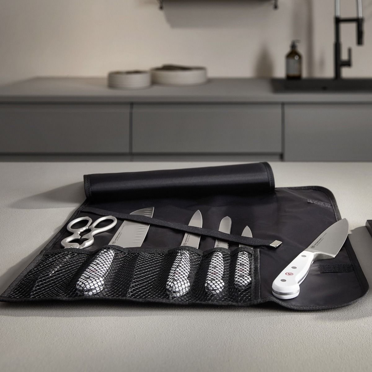Wusthof Classic White 7-Piece Set | Acacia Wusthof Cutlery Wusthof Classic White 7-Piece Set | Acacia -All-Clad Shop wocs mood front 11